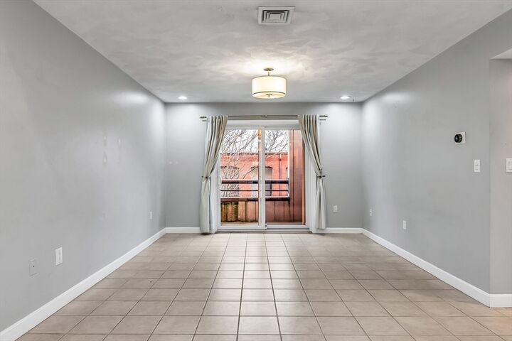 Property Photo:  21 Margin Street 33  MA 01905 