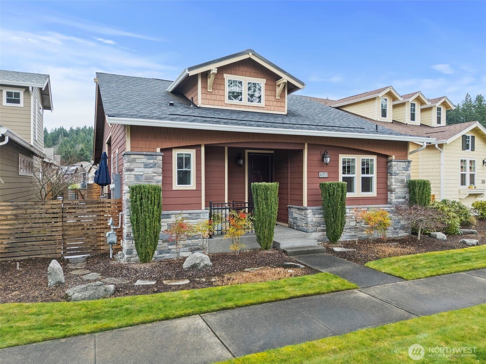 Property Photo: 14317 Knoll Park Drive E WA 98391