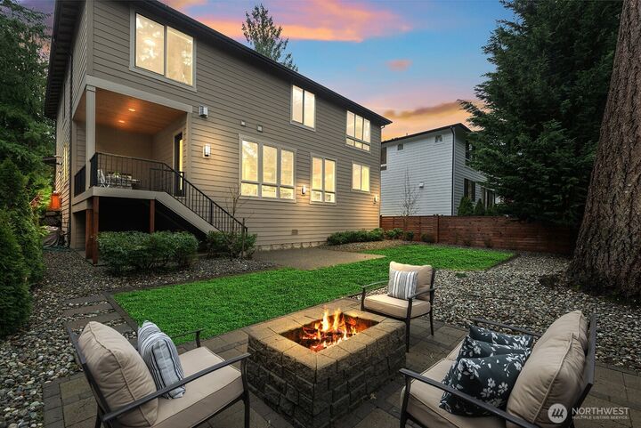 Property Photo: 22250 NE 3rd Court WA 98074