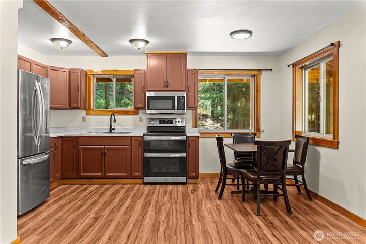 Property Photo:  15  Howerton Road  WA 98856 