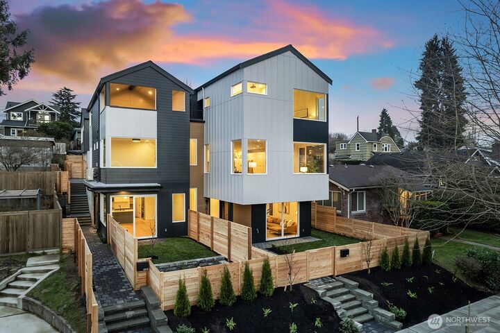 Property Photo:  3808  42nd Avenue SW  WA 98116 