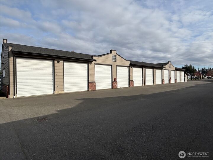 Property Photo:  2225  Mercedes Drive A-5  WA 98264 