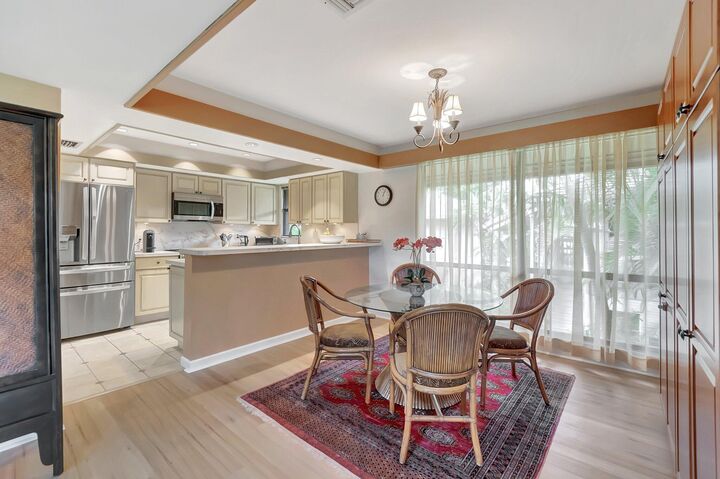 Property Photo: 7067 Rain Forest Drive FL 33434