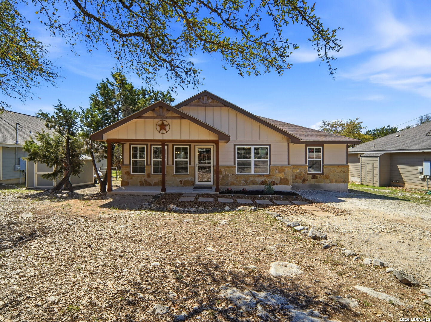 Property Photo:  1530 Bob White Dr  TX 78070 