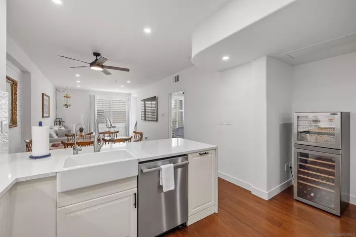 Property Photo:  350 K St 614  CA 92101 