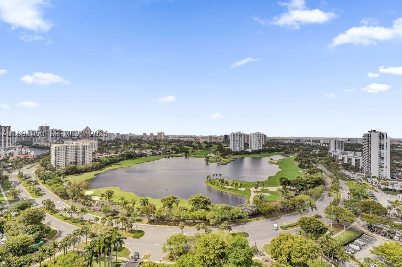 Property Photo:  20281 E Country Club Dr 2209  FL 33180 