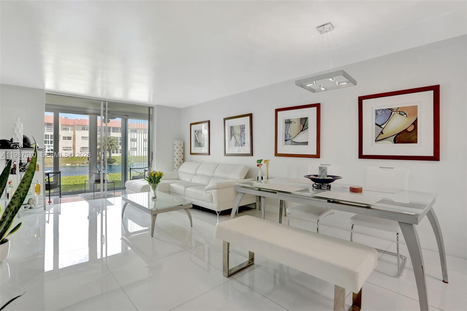 Property Photo:  2931 E Sunrise Lakes Drive 109  FL 33322 