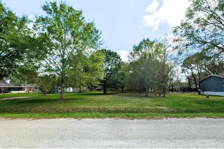 Property Photo: 00 South Ave TX 77613