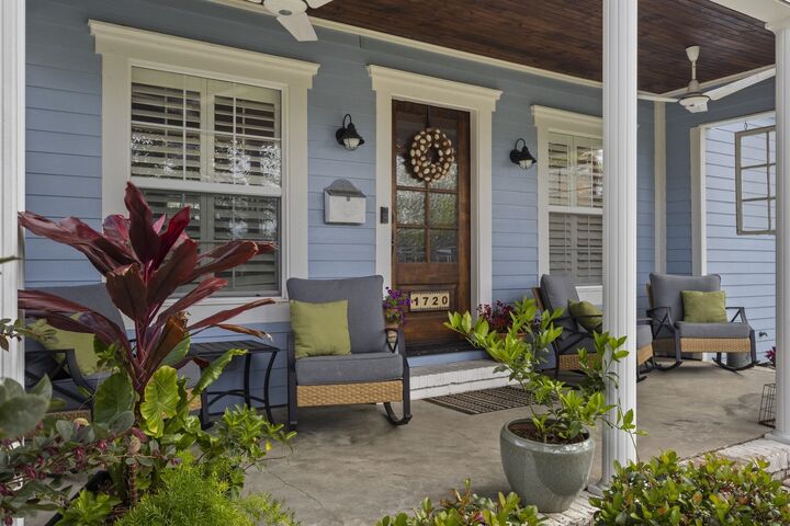 Property Photo:  1720 East Drive  TX 77706 