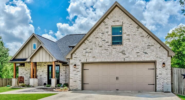 Property Photo:  12110 Woodland Dr  TX 77705 