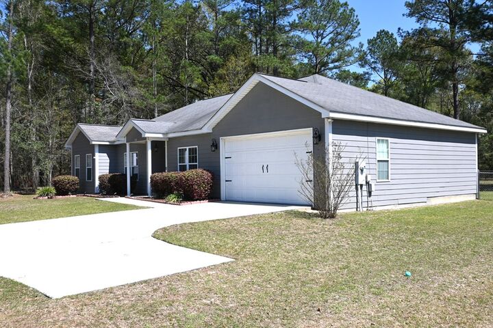 Property Photo:  118 Austin Court  GA 31763 