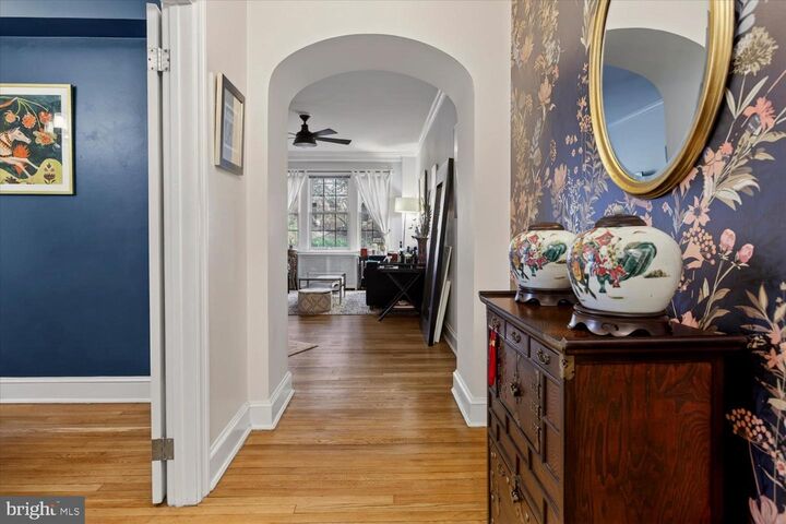 Property Photo:  3900 Connecticut Avenue NW 102G  DC 20008 