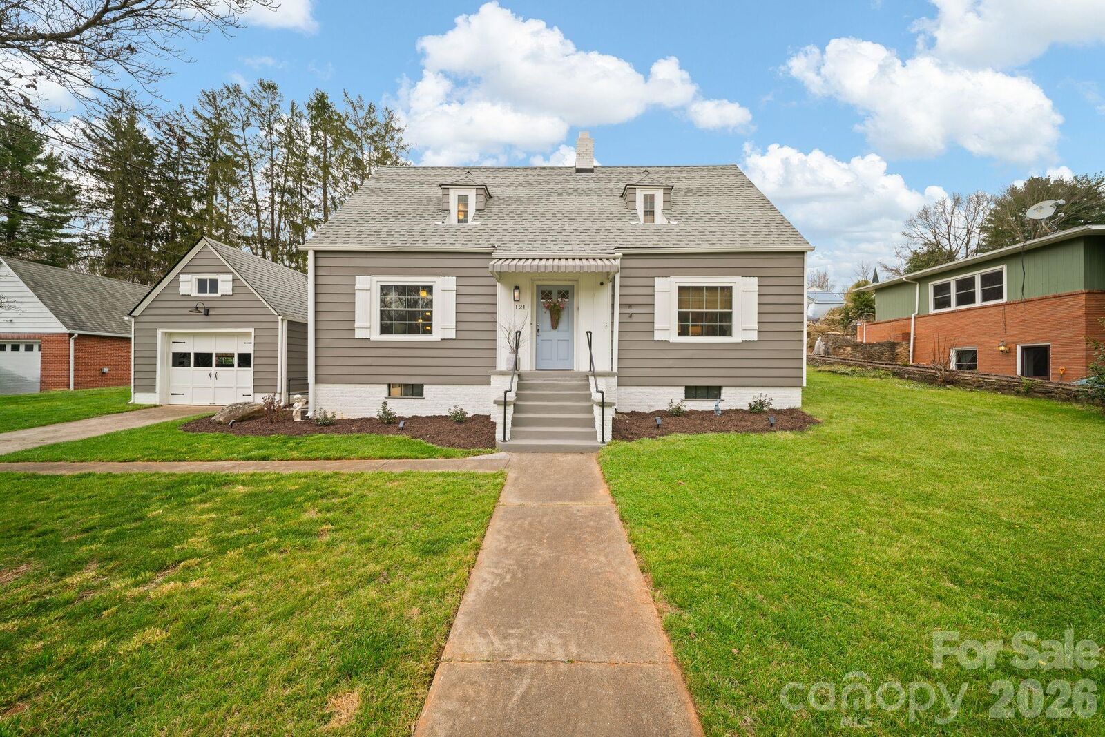 Property Photo:  121 Johnson Street  NC 28716 