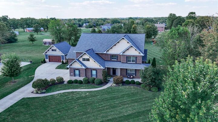 Property Photo: 1212 Arapaho Drive OH 45152