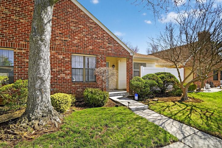 Property Photo:  334 Wycoff Way  NJ 08816 