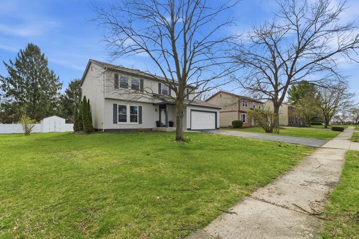 Property Photo:  208 Rugby Lane  OH 43230 