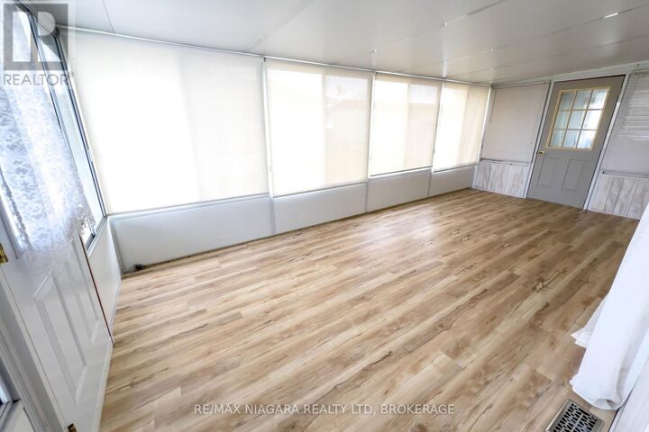 Property Photo: 3033 Townline Road 74 ON L0S 1S0