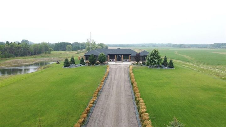 Property Photo: 67028 Willowdale Road MB R5M 0G5