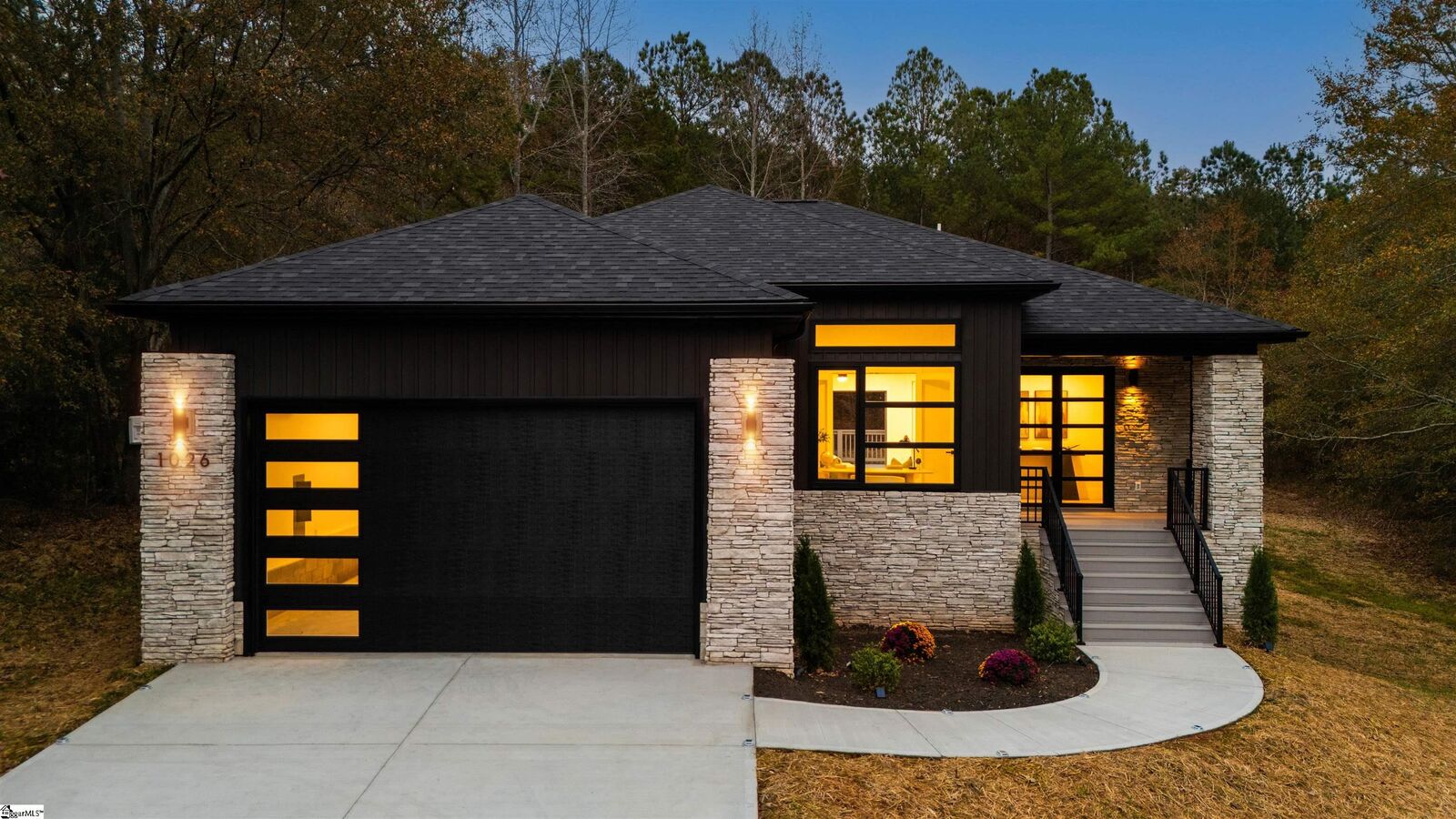 Property Photo: 1026 Blumefield Road SC 29625