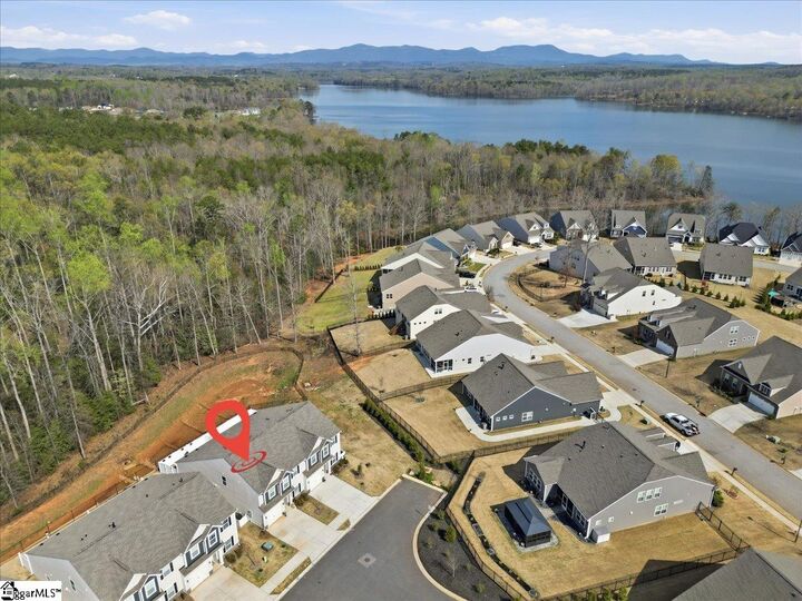 Property Photo: 213 Backstay Lane SC 29687