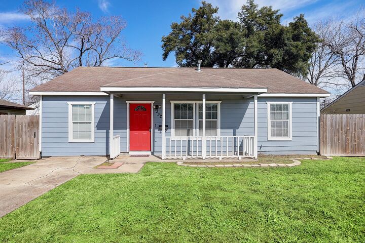 Property Photo:  13327 Halifax Street  TX 77015 