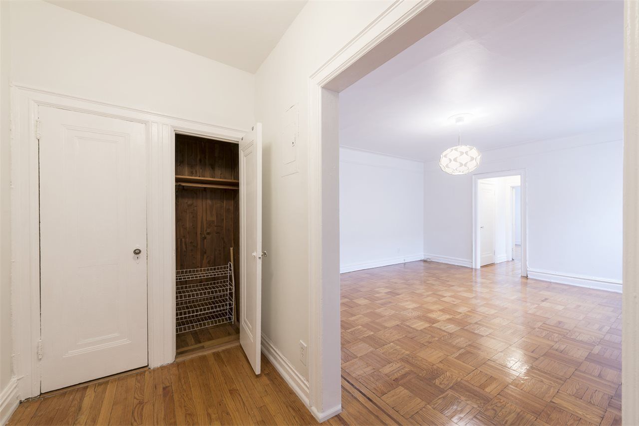 Property Photo:  63 Sherman Pl E10  NJ 07307 