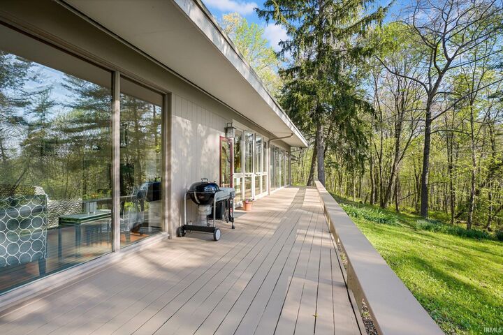 Property Photo:  9806 Raintree Dr N  IN 47201 