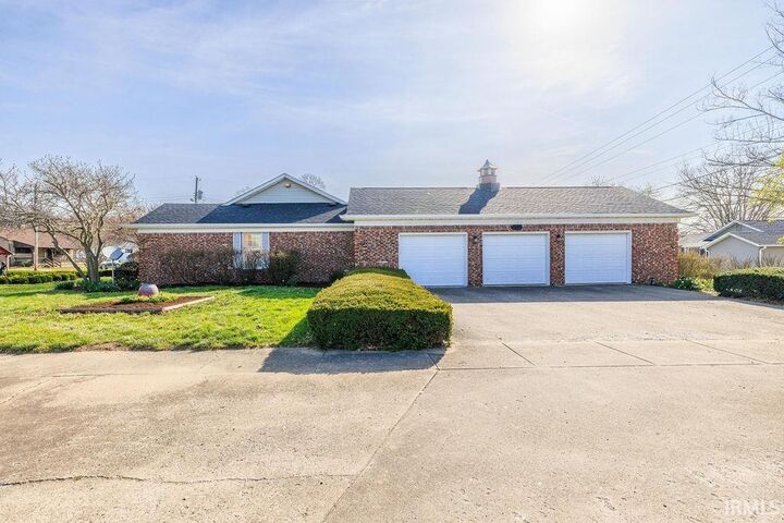 Property Photo:  310 Garden Park Place  IN 47460 
