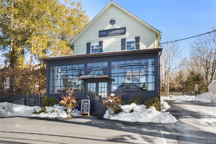 Property Photo:  259 Westchester Avenue  NY 10576 