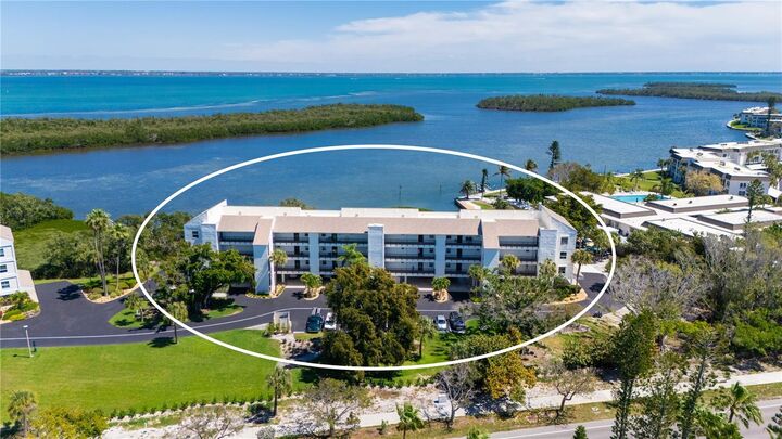 Property Photo:  4500 Gulf Of Mexico Drive 3  FL 34228 
