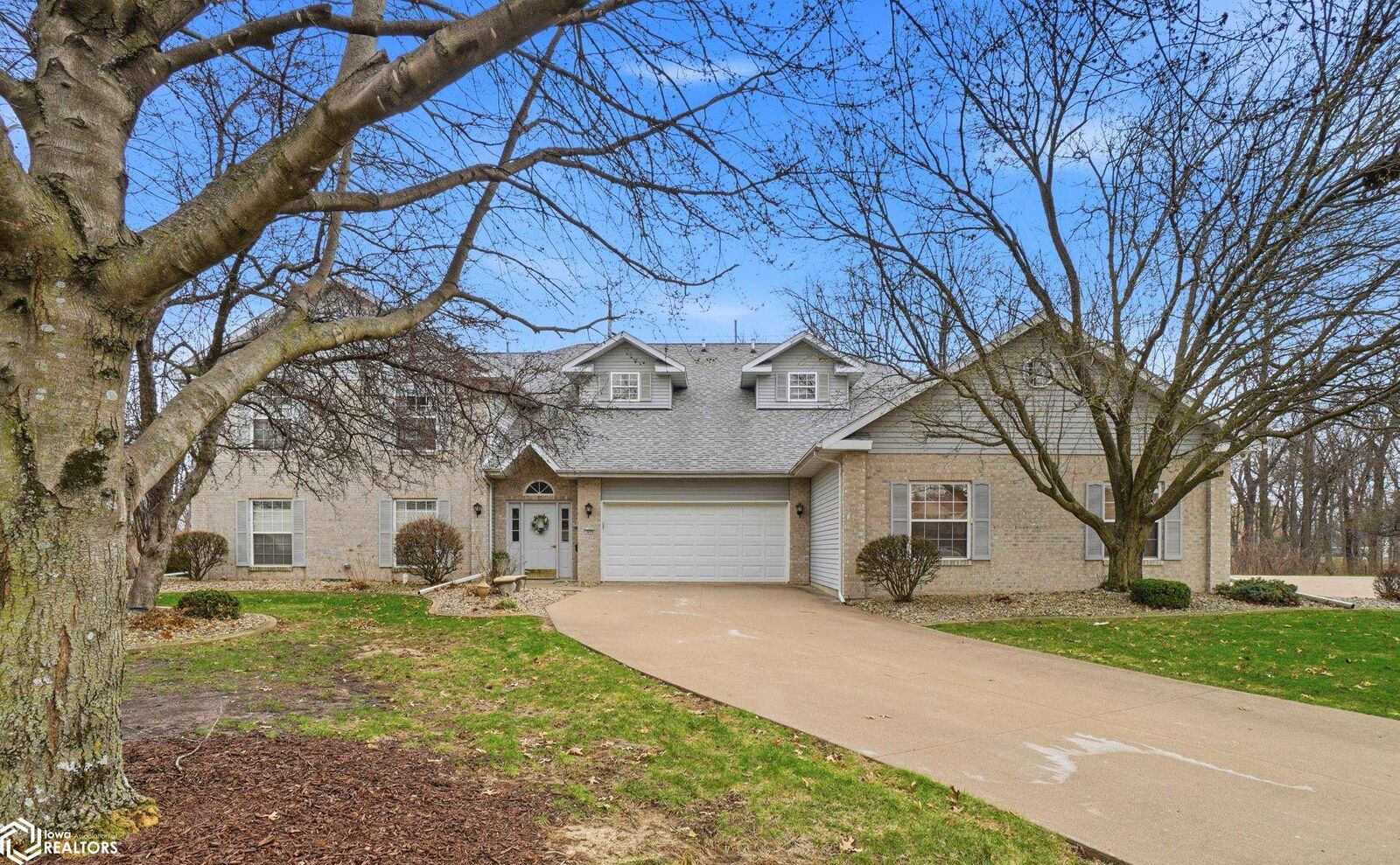 Property Photo:  1404 Orchard Meadow Drive C  IA 52601 