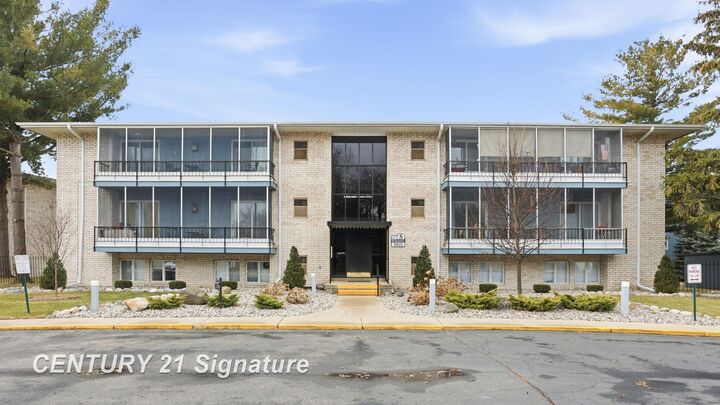 Property Photo:  5921 W Michigan Avenue B-1  MI 48638 