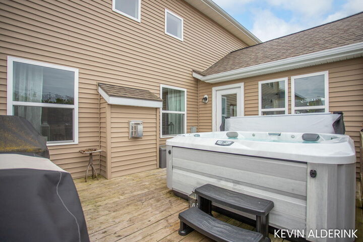 Property Photo: 13783 Harrington Landing MI 49424