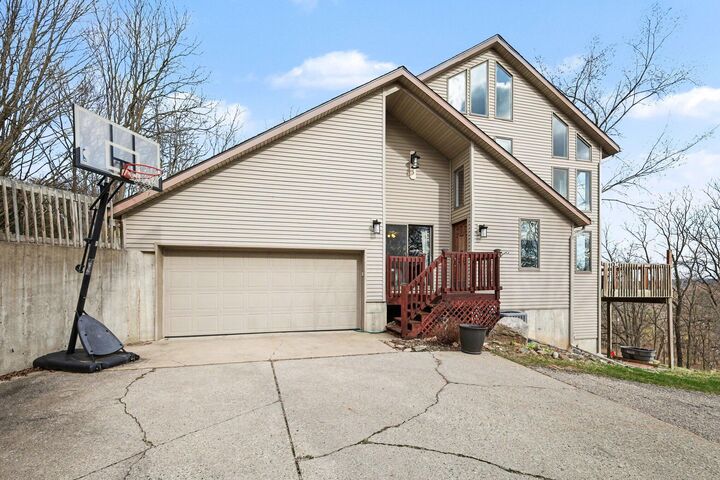 Property Photo:  1751 Gee Drive SE  MI 49331 