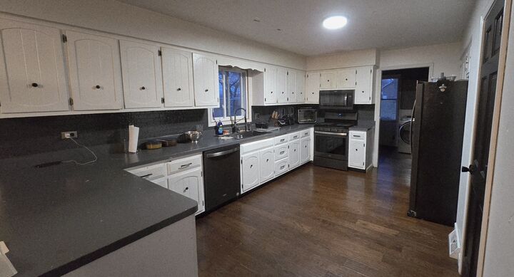 Property Photo:  2900 E Spruce Drive  IL 60417 