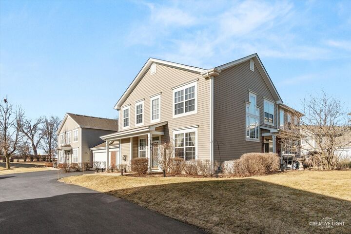 Property Photo:  182 Brompton Lane A  IL 60554 