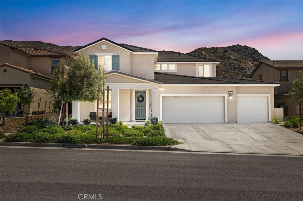 Property Photo: 2692 Half Dome Court CA 92509