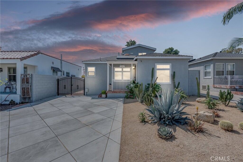 Property Photo:  1381 W Summerland  CA 90732 