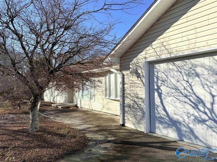 Property Photo: 829 10th Street NW AL 35016