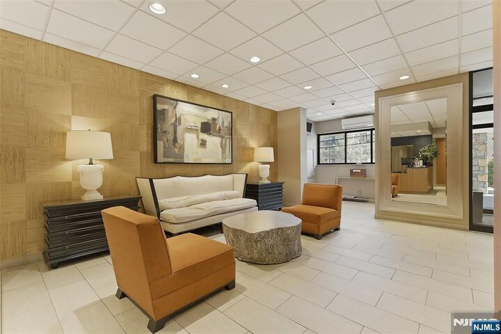 Property Photo:  235 Prospect 11A  NJ 07601 