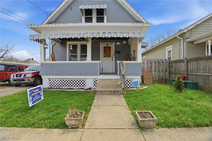 Property Photo:  2318 Clement Avenue  WV 26101 