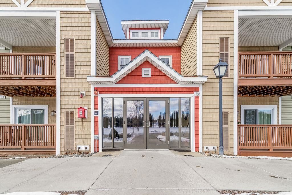 Property Photo: 287 Mascoma Street NH 03766