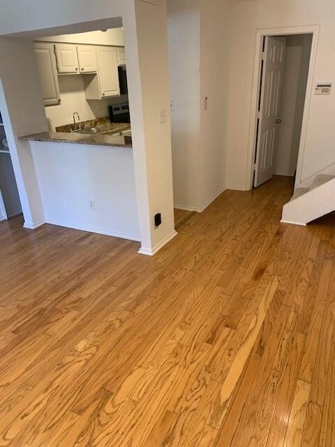 Property Photo:  5757 E University Boulevard 27 Y  TX 75206 