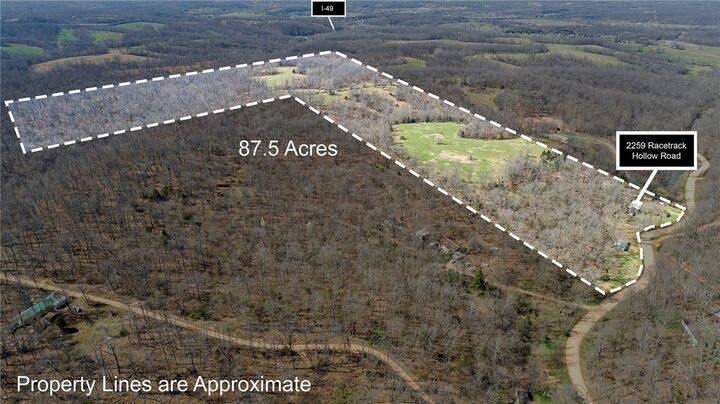 Property Photo:  2259 Racetrack Hollow Road  MO 64831 