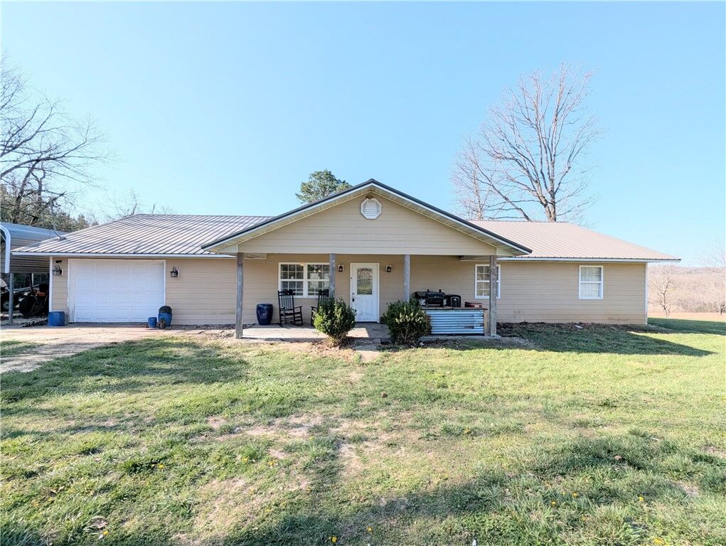 Property Photo:  9959 Enon Circle  AR 72644 