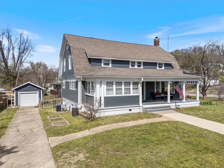 Property Photo:  307 E Beaver Street  MO 64831 