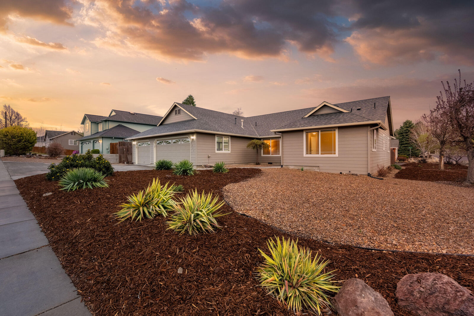 Property Photo: 3647 SW Xero Avenue OR 97756