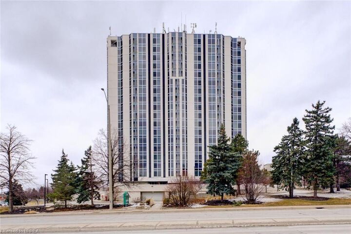 Property Photo:  190 Hespeler Road 1802  ON N1R 8B8 