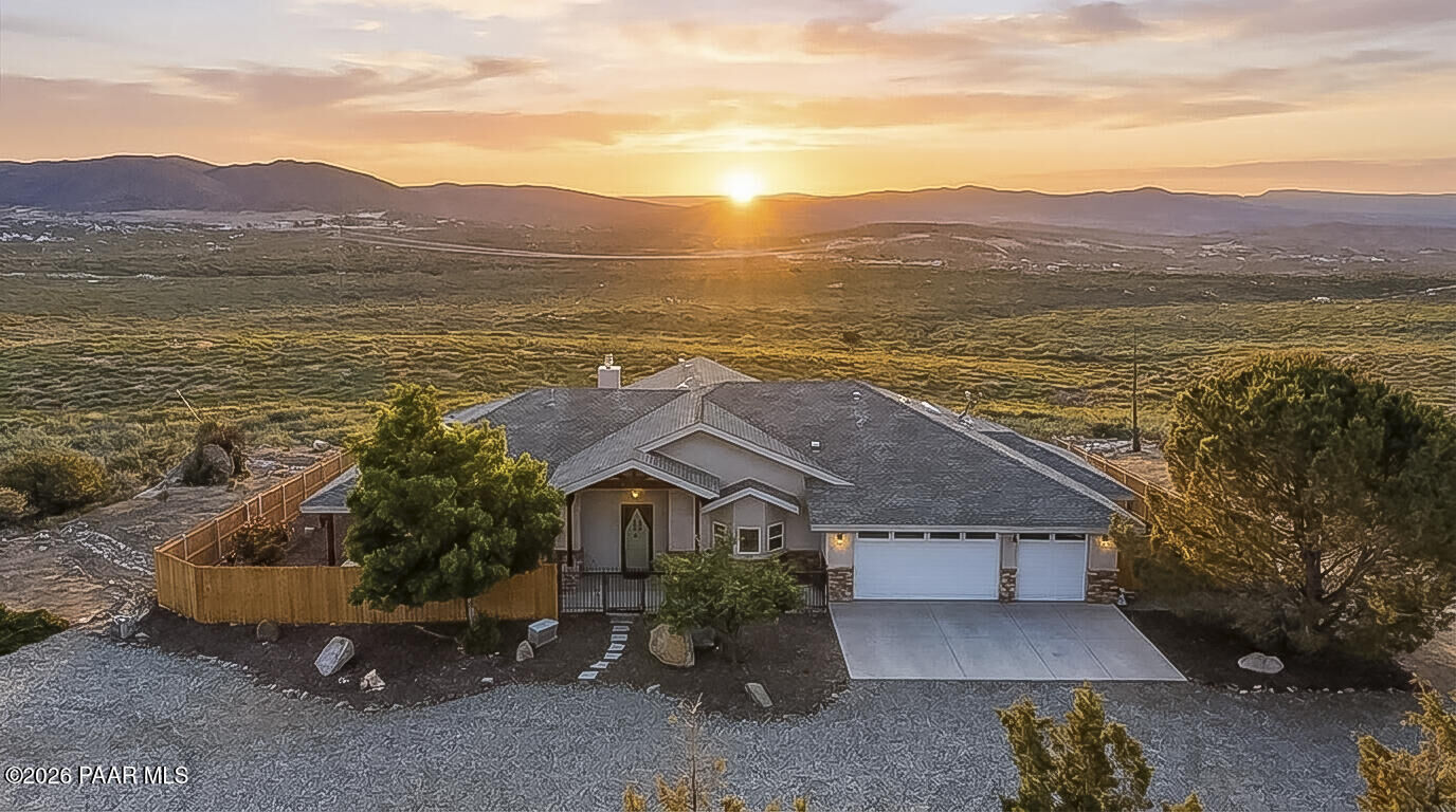 Property Photo:  15975 E Pandy Lane  AZ 86327 