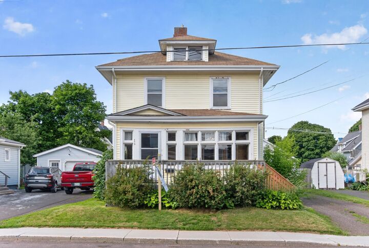 Property Photo: 175 Harvard Street PE C1N 1R5